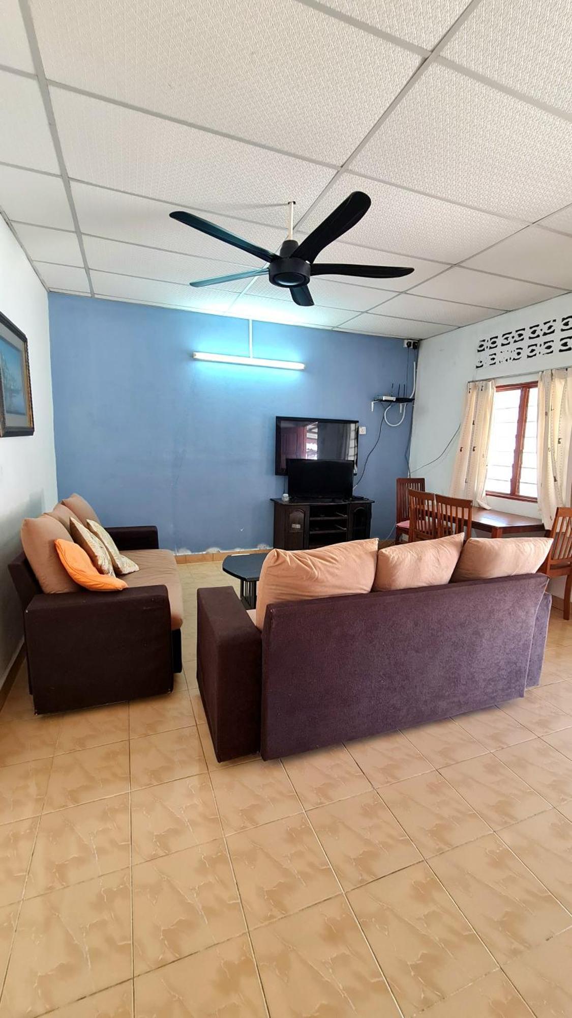 Rainbow Bed N Bfast Hostel Pantai Cenang  Bagian luar foto