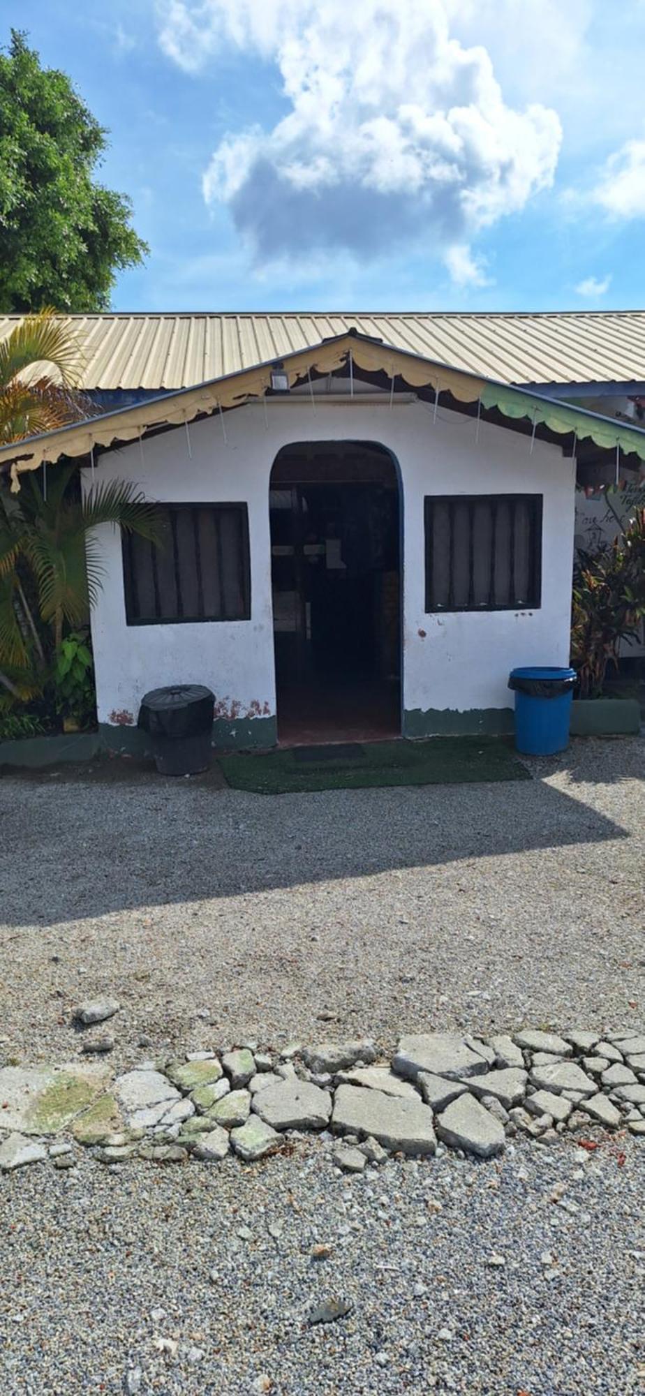 Rainbow Bed N Bfast Hostel Pantai Cenang  Bagian luar foto